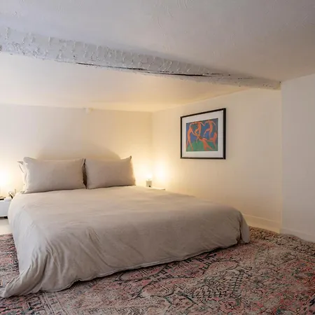 Old Town With Balcony And Ac - Beaches And Nightlife * Antibes