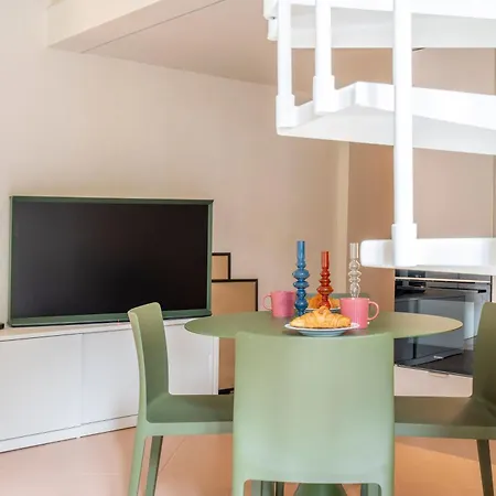 Old Town With Balcony And Ac - Beaches And Nightlife * Antibes
