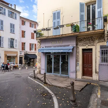 Old Town With Balcony And Ac - Beaches And Nightlife